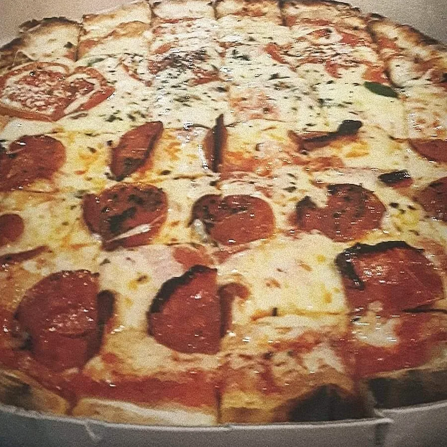 Pizza Calabresa